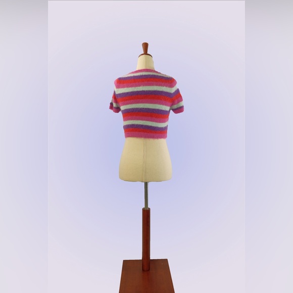 Kimchi Blue- NWOT -Striped Cropped Fuzzy  Short-Sleeve Top- Multiple Sizes - Picture 4 of 4